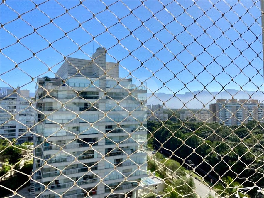Apartamento à venda com 4 suítes em Riviera de São Lourenço, Bertioga, SP