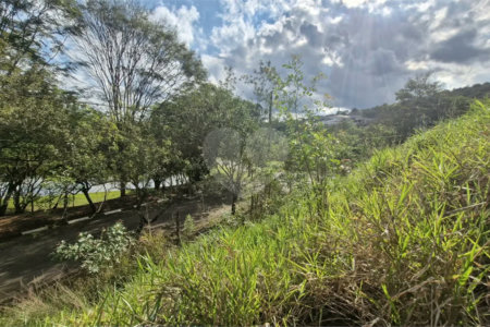 TERRENO DIFERENDIADO À VENDA NO CONDOMÍNIO PORTO ATIBAIA – ATIBAIA/SP