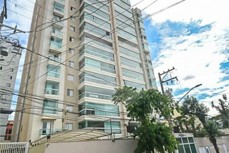 Cobertura de 260 m² em São Bernardo do Campo, com 4 dormitórios, 3 suítes, piscina privativa, espaço gourmet e vista livre. Viva esse privilégio! Agende sua visita e encante-se!