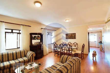 Casa para alugar com 3 quartos, sendo 1 suíte, em Jardim Monte Kemel, São Paulo - SP