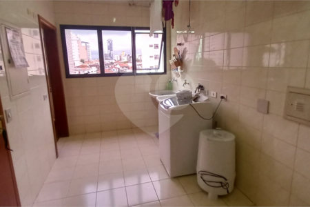 Apartamento à Venda em Mirandópolis com 4 Dormitórios, 2 Suítes e 4 Vagas