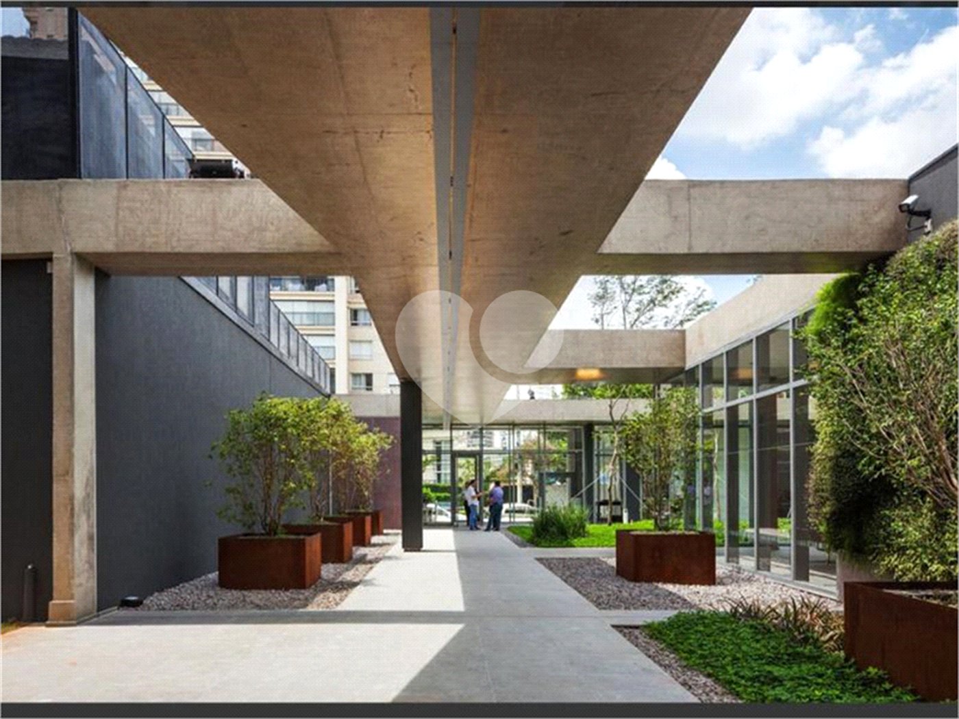 EXCELENTE OPORTUNIDADE DE LOCAÇÃO DA VILA NOVA CONCEIÇÃO, APTO. 72 M2 MOBILIADO, 1 DORM COM SUÍTE, 2 VAGAS COM DEPÓSITO