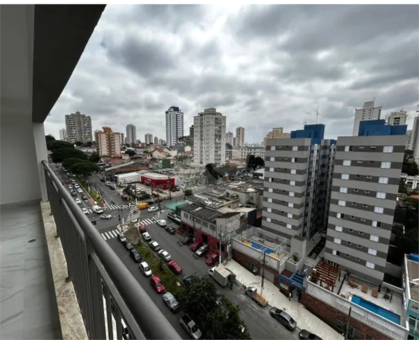 APTO NO ALTO DO IPIRANGA - NOVO