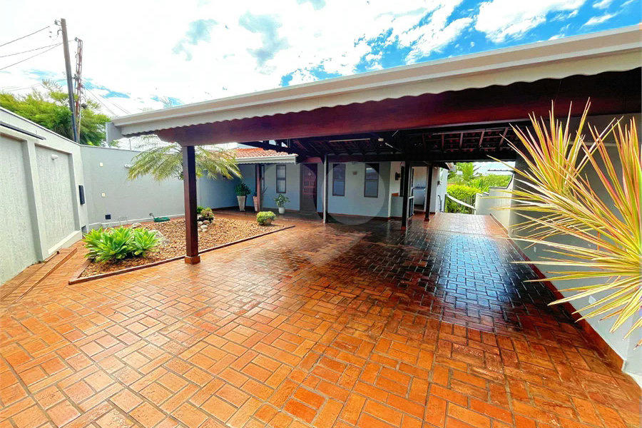 Casa à venda com 4 quartos, sendo 1 suíte,  em Loteamento Santa Rosa, Piracicaba, SP