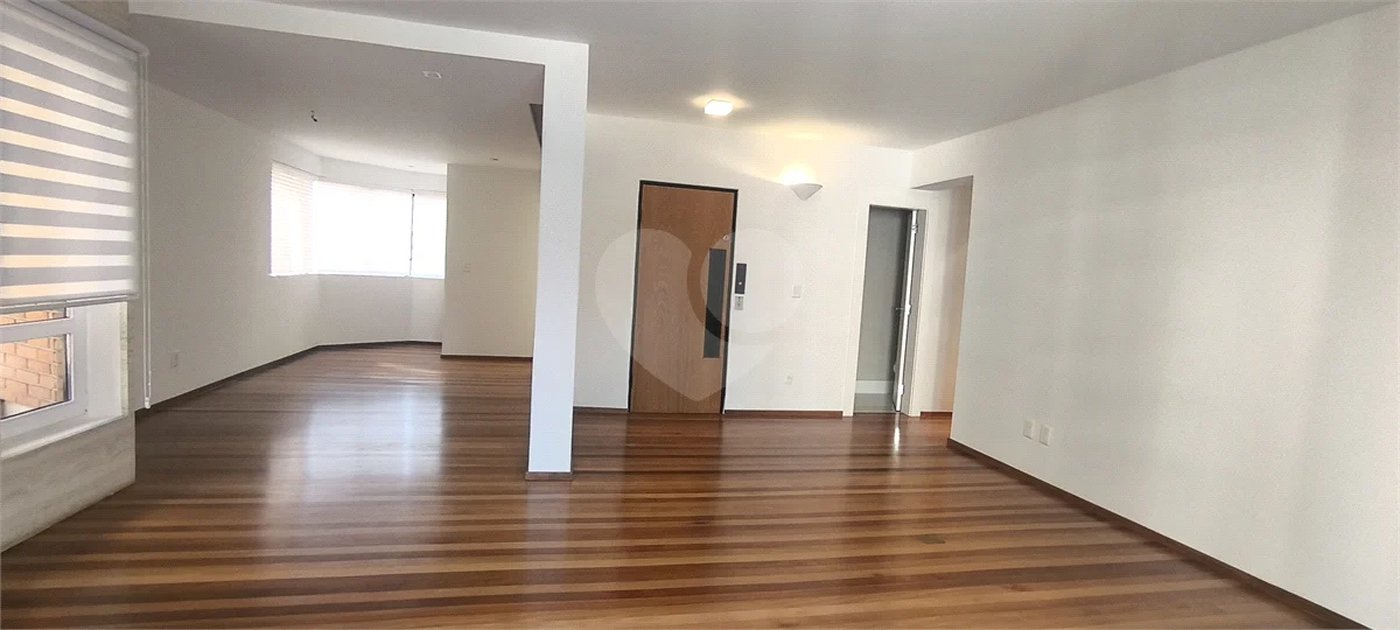 Apartamento à venda no Jardim América 2 Suítes e 3 vagas - 157 m²