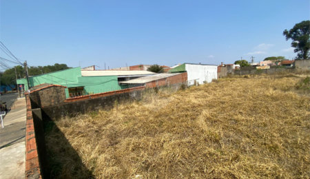Terreno à venda em Jardim São João Batista, São Carlos, SP