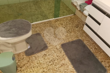 Casa a venda com 2 dormitorios sendo ! suite em iIbate
