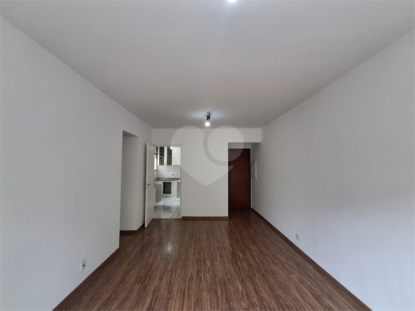 Apartamento a venda na Vila Clementino com dois dormitórios