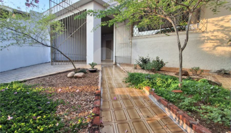 Casa à venda com 3 quartos, sendo 1 suíte,  em Vila Rezende, Piracicaba, SP