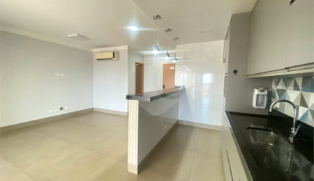 Apartamento para alugar com 3 quartos, sendo 1 suíte,  em Cidade Alta, Piracicaba, SP