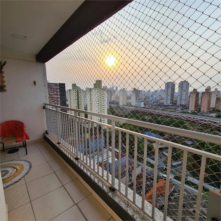 Condominio Clube apto 02 dormitórios(reversível para 03, sendo 01 suíte com 1 vaga.