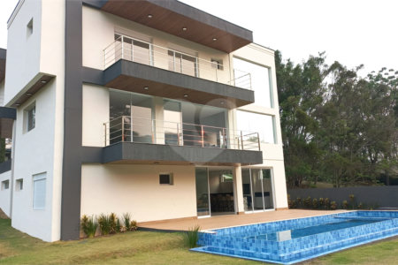 Casa a venda no Condomínio Porto Atibaia