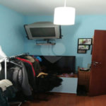 Ótimo sobrado, com amplo espaço interno (127m2), possuindo 03 dormitórios (01 suíte),