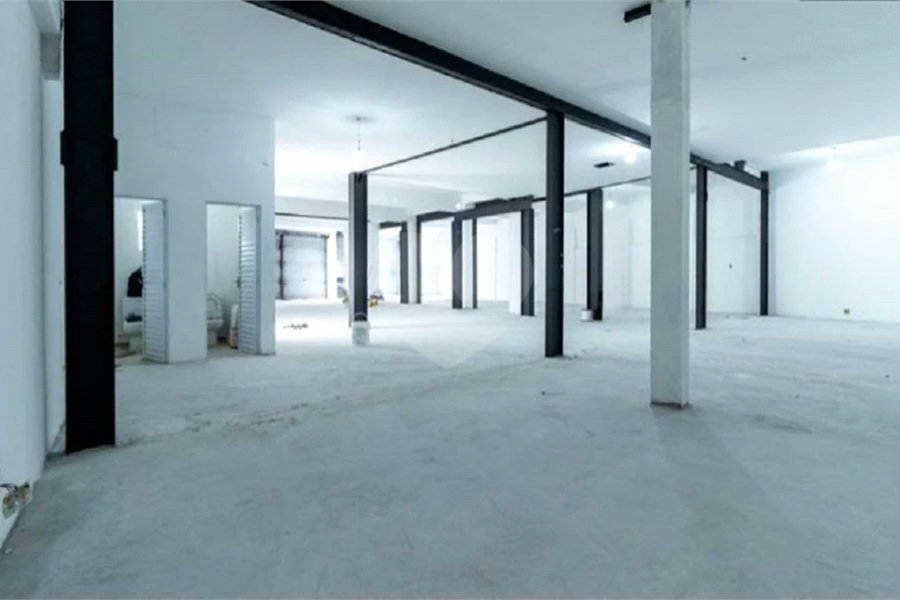 Salão Comercial Todo Reformado com 420m² Jaçanã!!!
