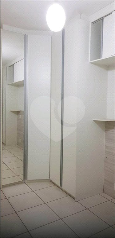 Apartamento à venda no condomínio Residencial Vancouver, em Araraquara-SP.
