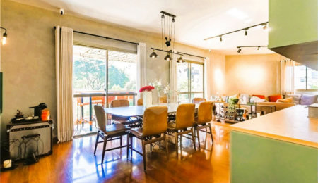 Vila Clementino - Apartamento reformado | 186 m² | 3 suítes | 3 vagas livres