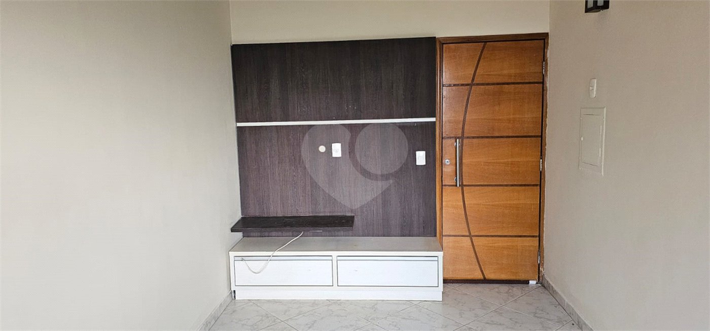 Apartamento à venda com 2 quartos no condomínio Residencial Itaipu, São Carlos - SP
