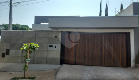Casa à venda com 2 suítes em Jardim Gibertoni, São Carlos, SP