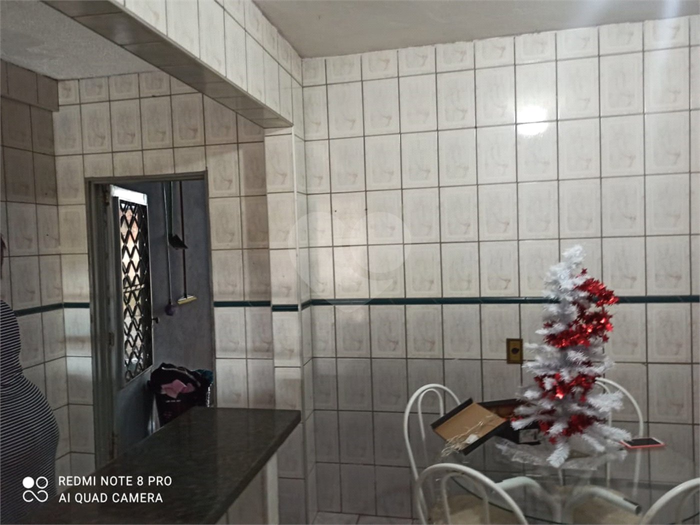 Casa Térrea com 2 dormitórios.