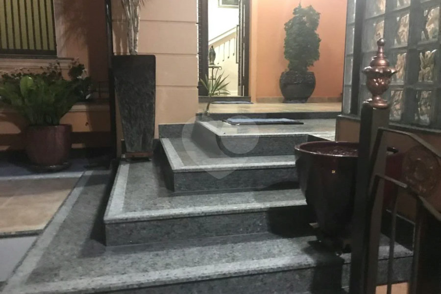Casa à venda com 5 quartos, sendo 3 suítes, em Alto da Lapa, São Paulo, SP