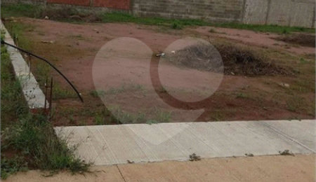 Terreno à venda no Centro, Ibaté, SP