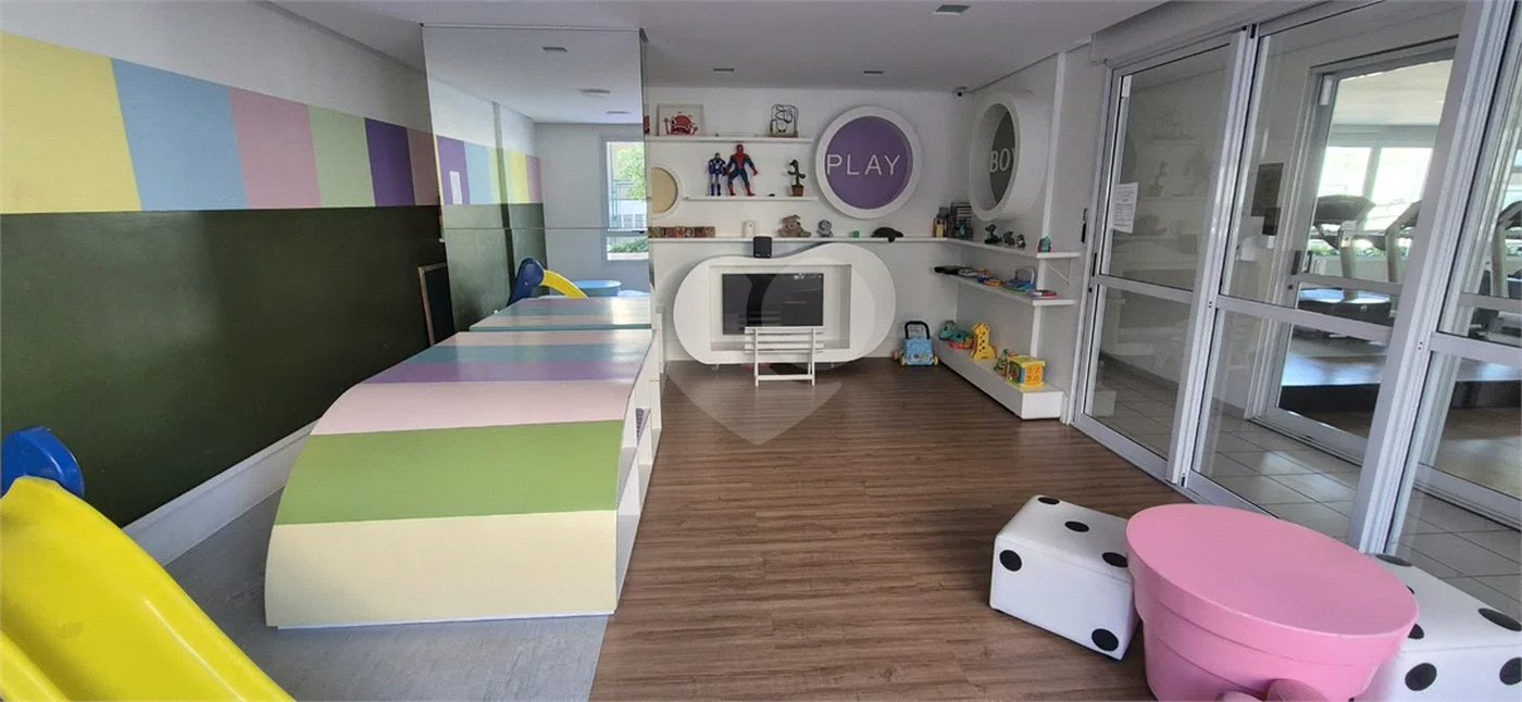 Apartamento à venda com 3 quartos, sendo 1 suíte, em Alto da Boa Vista, São Paulo, SP