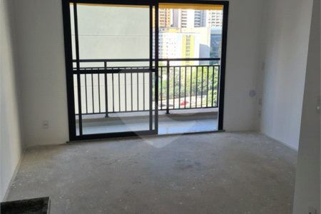 Apartamento à venda na Bela Vista de 24m2 com 1 dormitórios e sem vagas.Estuda Permuta.