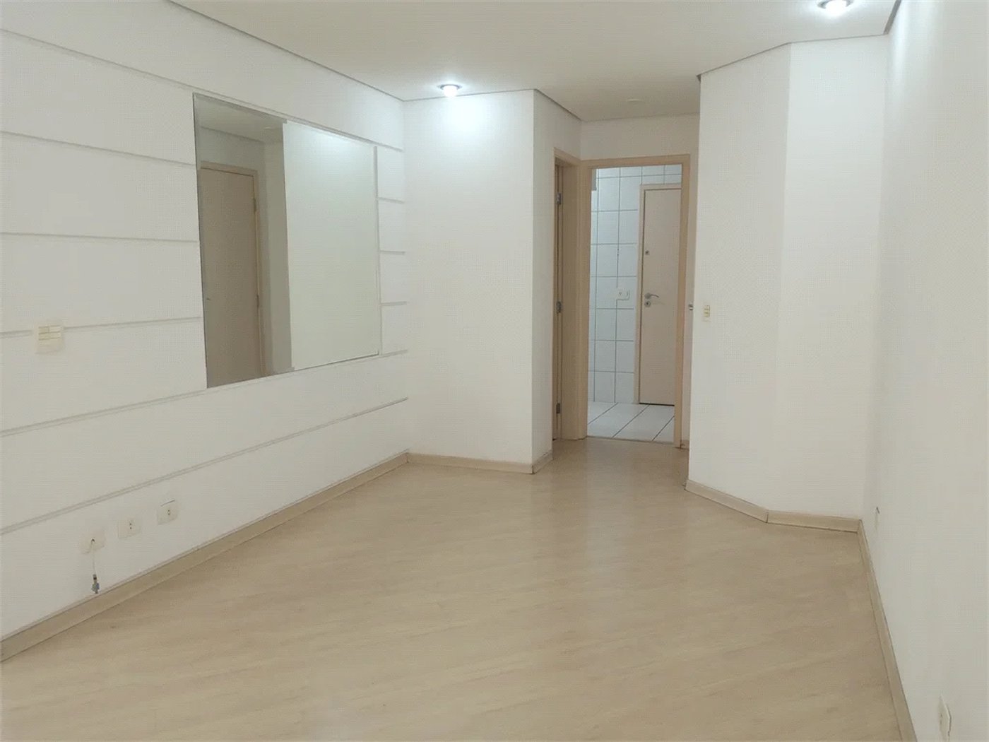 Apartamento para alugar com 2 quartos, sendo 2 suítes, em Vila Suzana, São Paulo - SP