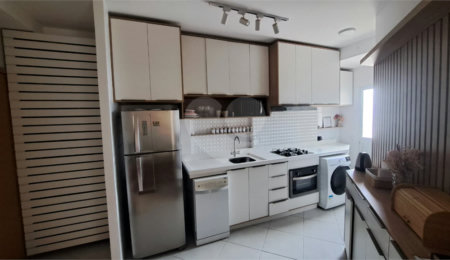 Apartamento à venda com 2 quartos, sendo 1 suíte, em Jardim Brasil, São Carlos, SP
