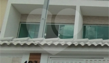 Sobrado à venda com 3 suítes em Vila Salete, São Paulo, SP