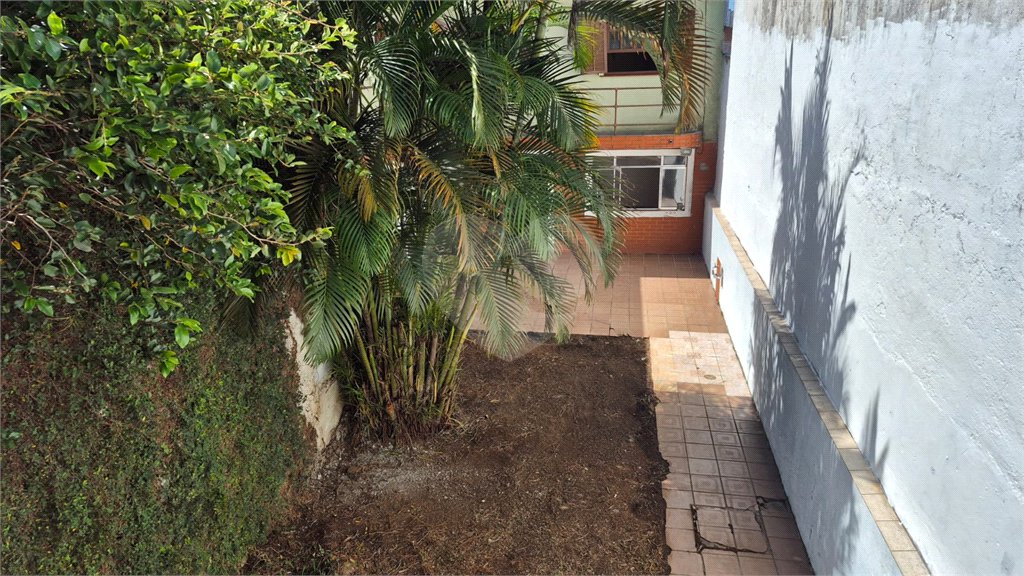 Casa residencial ou comercial com mais de 200m² na região do Jardim da Saúde em São Paulo - SP.