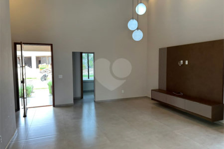 Apartamento Condomínio Montreal
