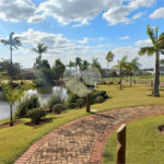 Terreno no condomínio Damha Golf em frente área de lazer com 1.404,40 m²