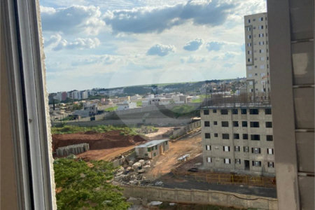 Apartamento para venda no Monte Pinheiros