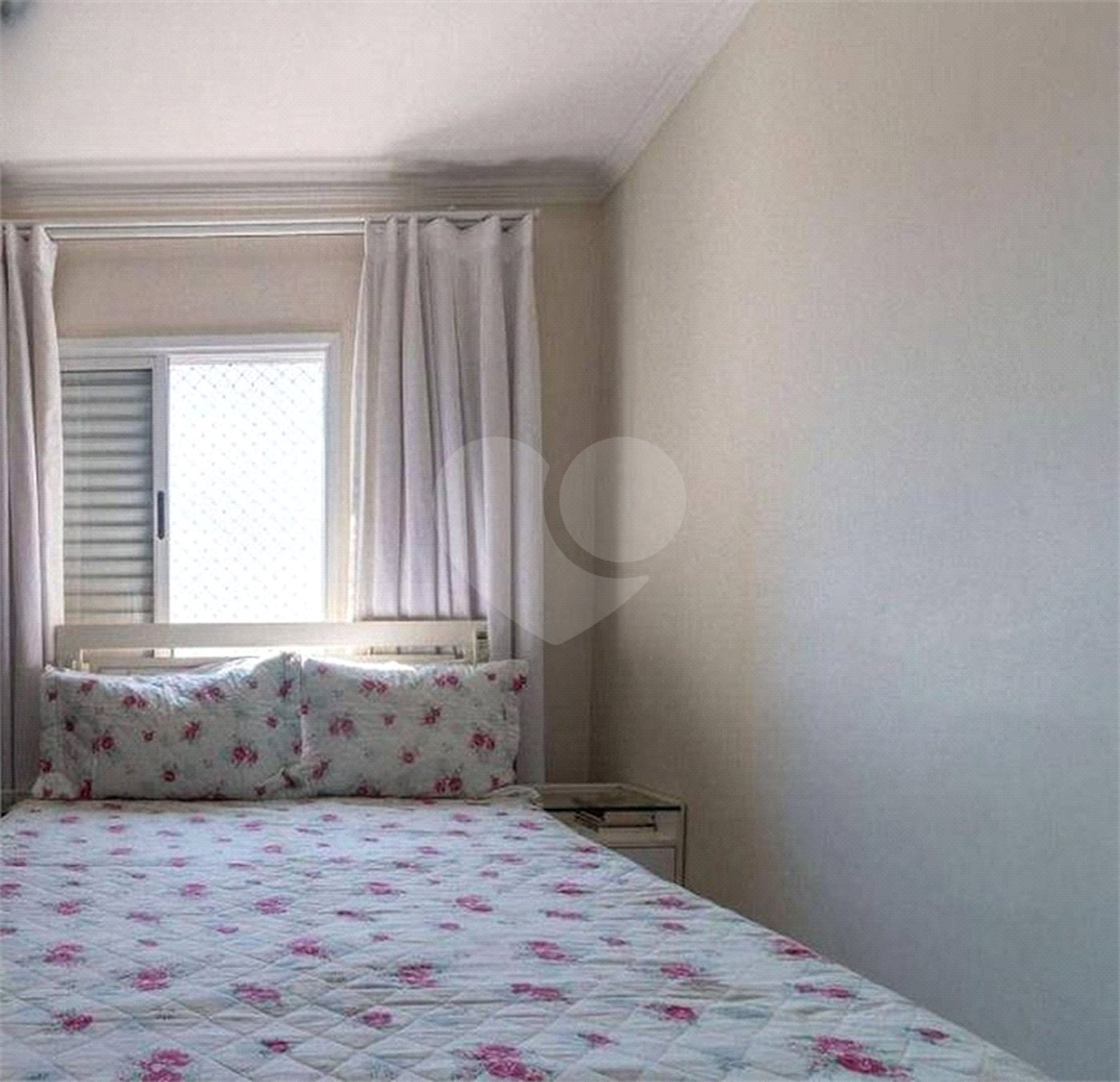 Apartamento Condominio Clube em Pinheiros com 90 m² Útil com 3 dormitórios sendo 1 suíte com 1 Vagas