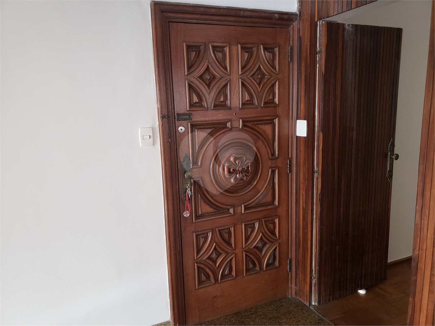 Apartamento para venda ou locação, 4 quartos (1 suíte), na Bela Vista, R Cincinato Braga
