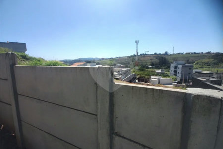 Terreno em Atibaia com 193 metros, pronto para construir, ao lado de supermercado e diversos comércios
