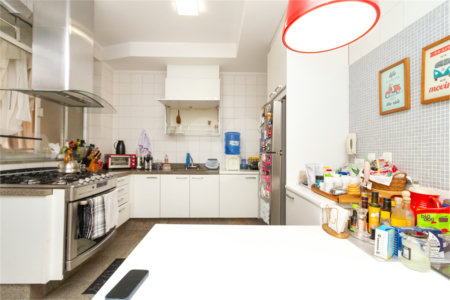 Apto espaçoso | 180 m² | 3 dorms. (1 suíte) | 1 vaga em Santa Cecília!