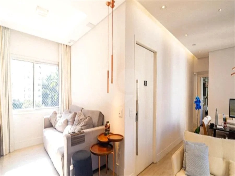 Apartamento venda Bela Vista, 156 m², 3 quartos, suíte, 3 salas, 2 vagas. Rooftop, Churrasqueira, Uma quadra da Paulista.