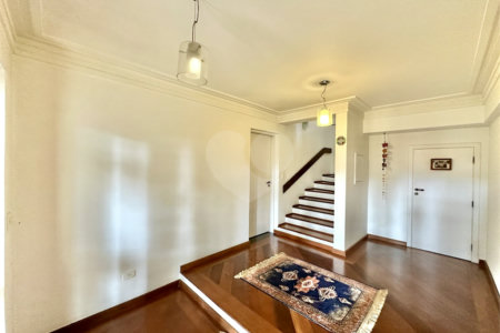 Casa á venda – Granja Viana