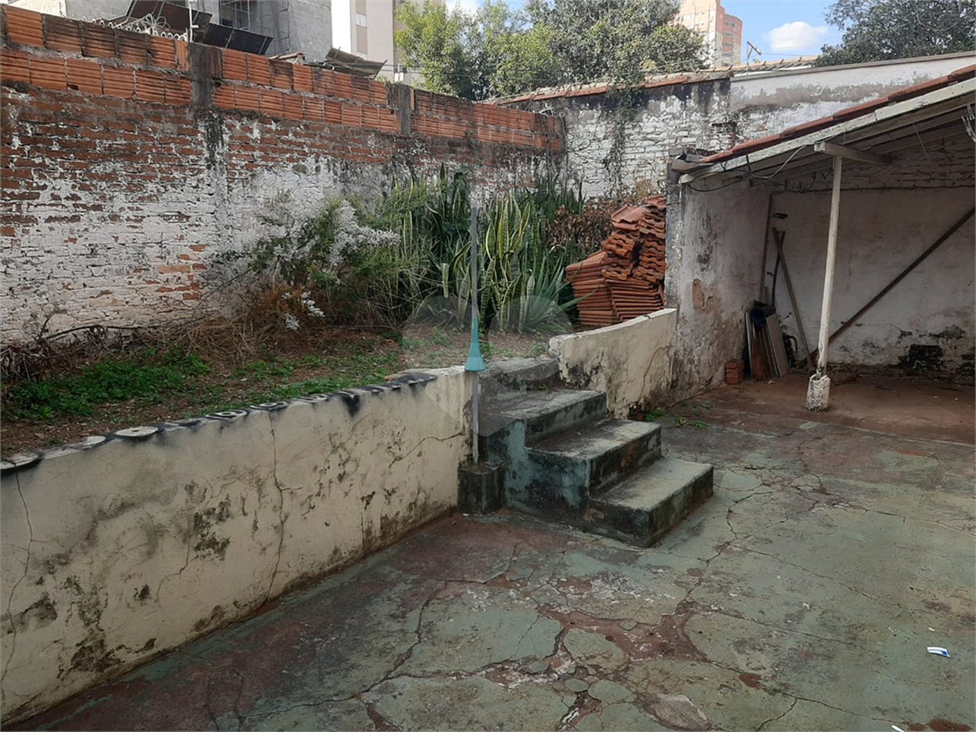 Casa térrea a venda na região central de São Carlos