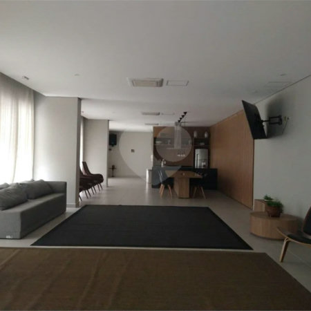 Condominio Clube apto 02 dormitórios(reversível para 03, sendo 01 suíte com 1 vaga.