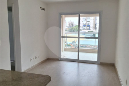 Apartamento à venda em Vila Gumercindo – 55m²
