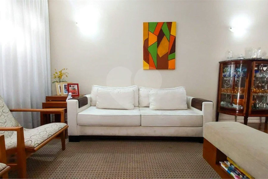 Casa à venda com 3 quartos, sendo 1 suíte,  em Vila Paulista, São Paulo, SP