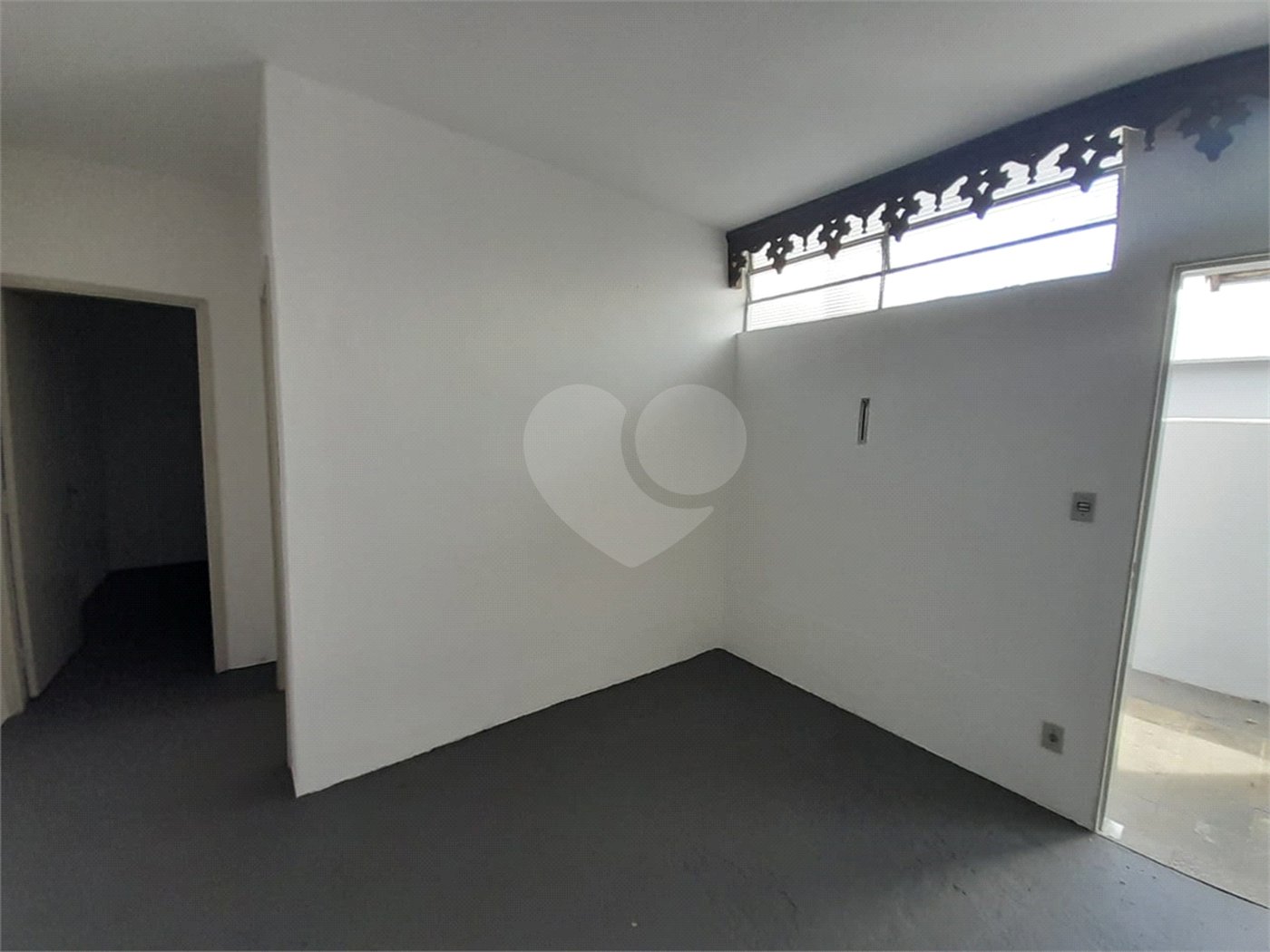 Casa Disponível para Venda ou Locação na Vila Nery – Ideal para Residência ou Comércio