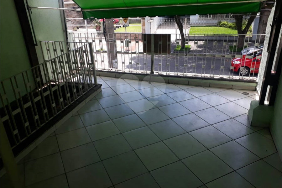 Jardim França Sobrado com bom Valor! e Localização muito Especial a 50 metros de uma linda Praça!!