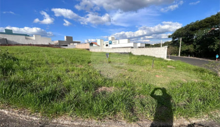 Loteamento à venda em Jardim Santa Júlia, São Carlos, SP