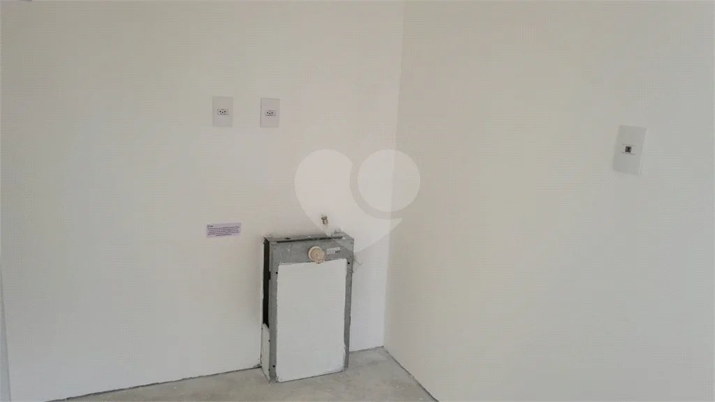 Apartamento venda Vila Mariana, 31m², 1 dormitório, contrapiso, lazer, próximo metrô