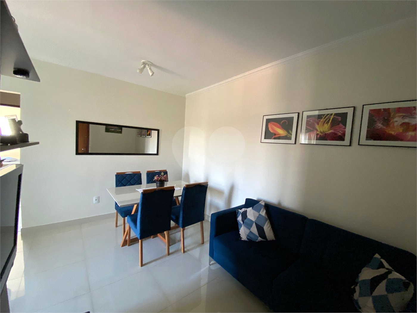 Apartamento de 2 dormitórios (1 suíte) próximo a Rodoviária