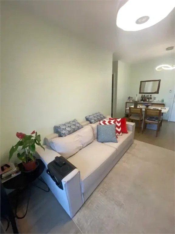 Apartamento à venda 60 m² na Vila Sônia com 2 quartos e 1 vaga próximo ao metro Vila Sônia